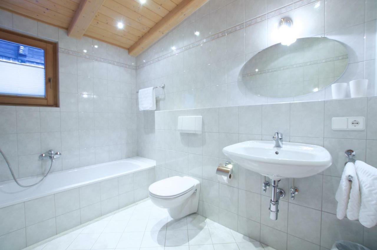 Edelberg Apartments Ausservillgraten Ngoại thất bức ảnh